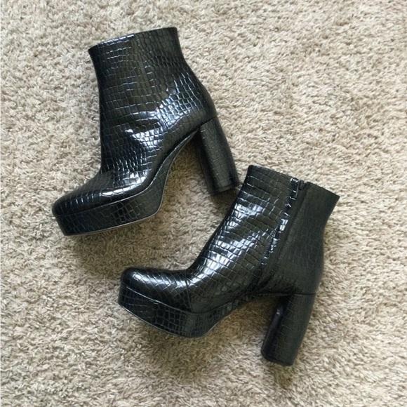 Glossed Faux Crocodile Platform Ankle Boots - Picture 2 of 16